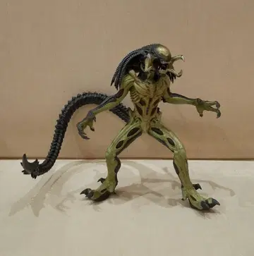 프레데리안 리얼 피규어 에이리언 VS 프레데터 피규어