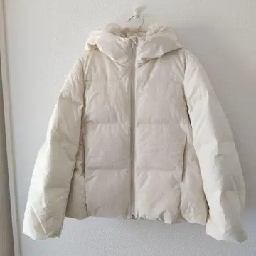 UNIQLO 심리스 다운 후드티 S WHITE 계열