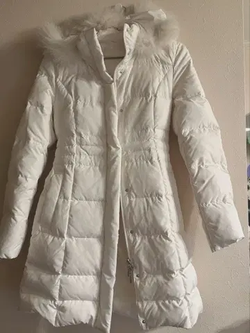 Any Sis 화이트 후드 부착 다운 자켓