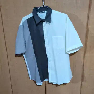 컨디션 최상 남성용 반팔 셔츠 화이트/그레이/블랙 Right-on