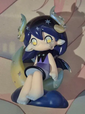 POP MART AZURA Starry Sky 가격 인하 가능