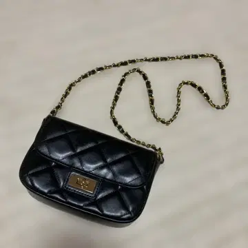 새상품급! 비올라 돌로 천연 가죽 일본제 체인 백