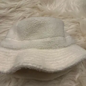 CA4LA 플리스 버킷 햇 화이트