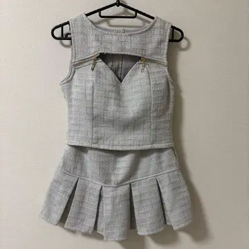 그레이 타이트 상의 플레어 스커트 세트 Bay-B Club