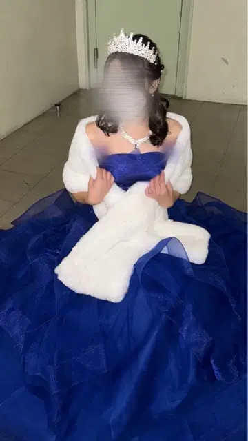 네이비 프릴 드레스 티아라 포함