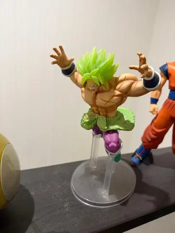 드래곤볼 브로리 피규어