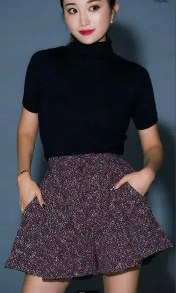 Sheller 트위드 턱 플레어 숏팬츠