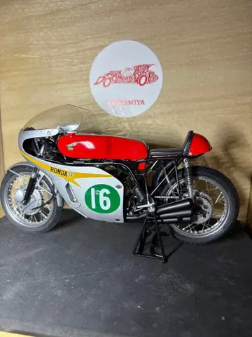 타미야 1/12 RC 166 완성품