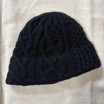 마츄아하 mature ha. 케이블 짜임 니트 모자