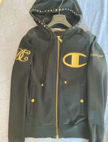 드레스 캠프 x 챔피온 콜라보 후드티