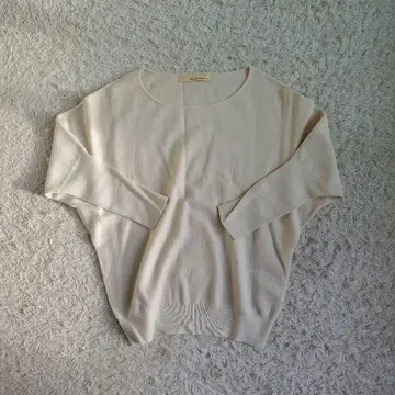 GALLALDAGALANTE 울 100 돌먼 니트 F 사이즈