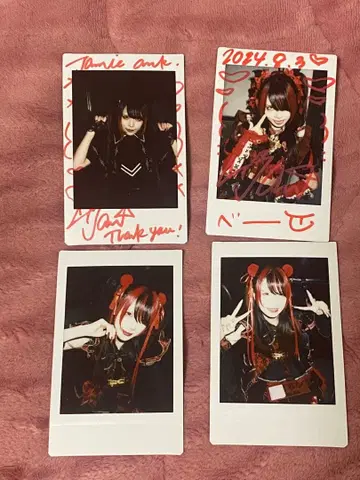 나츠키 야무 폴라로이드