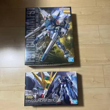 MG 건담 F91 & RG 윙건담 제로 EW 세트