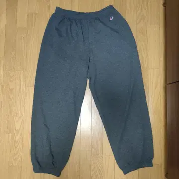 Champion 그레이 와이드 맨투맨