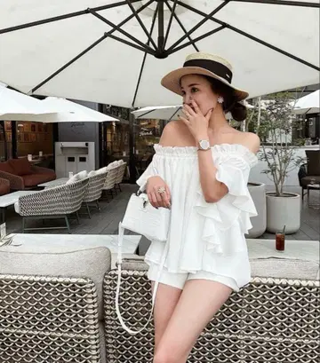 Sheller 2way 오프숄더 프릴 블라우스
