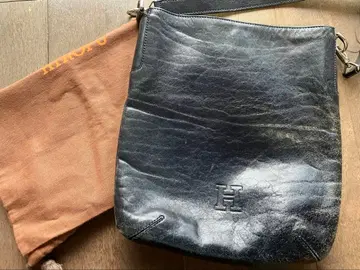 히로후 사선 가죽 숄더백