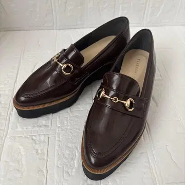 새상품급 에스페란자 통굽 로퍼 브라운