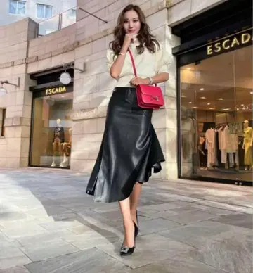 Sheller 허리 디자인 헴 가죽 스커트