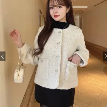 [ GRL ] 노컬러링 울 하트 버튼 자켓