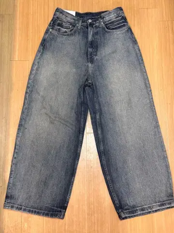 H&M 슈퍼 배기 데님 파랑 29/30