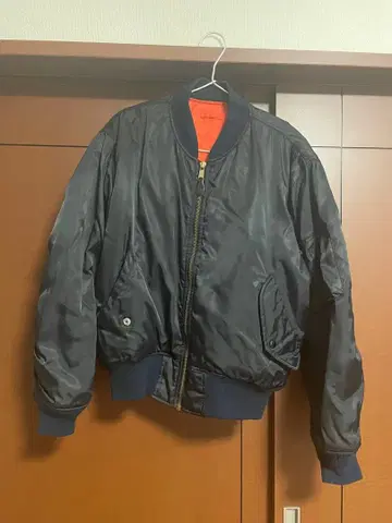 MA-1 자켓 블랙 오렌지 안감