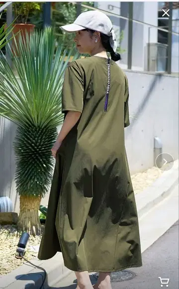 THOUSAND MILE 사우전드마일 5부 소매 플레어 원피스