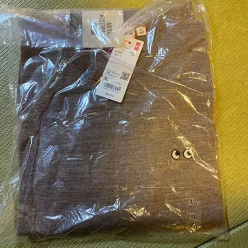 유니클로 아냐 힌드마치 메리노 크루넥 스웨터 택 포함