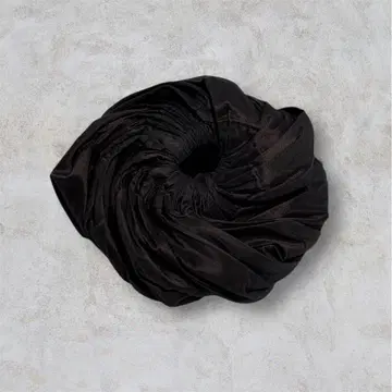 콜레트마루프 스크런치 짙은 갈색 새틴