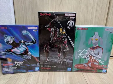 [ 새상품 미개봉품 ] 울트라맨 피규어 3개 세트