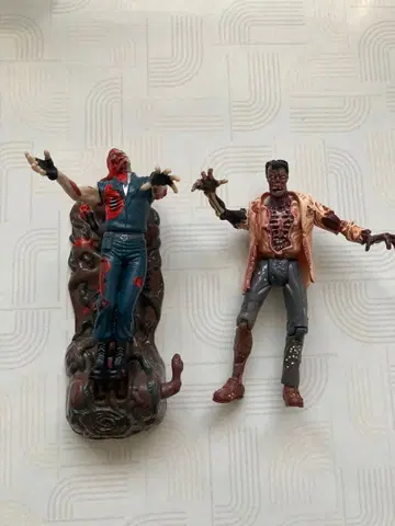 TOY BIZ 바이오하자드 좀비 피규어 세트