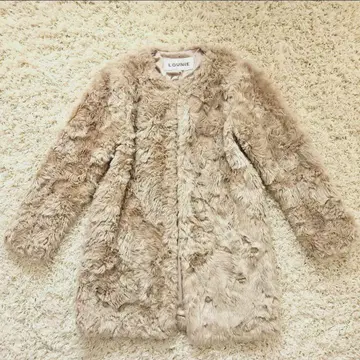 LOUNIE 루니 인조 모피 코트 최근 모델