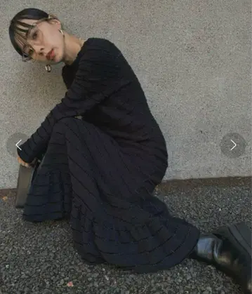 AMERI LUXURY BALLON HEM CUT DRESS 블랙 S