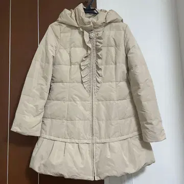 베이지 프릴 다운 자켓