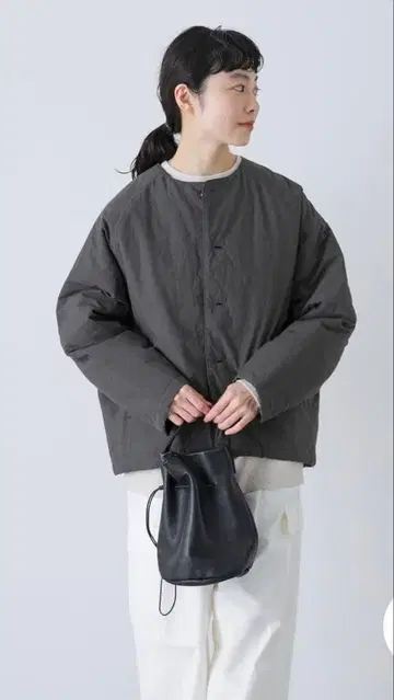 미사용 새상품  quilted short coat 퀼트 숏코트