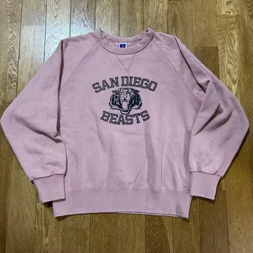 러셀 애슬레틱 별주 맨투맨