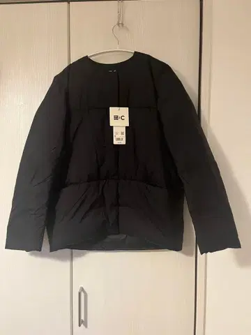 유니클로C 라이트 다운