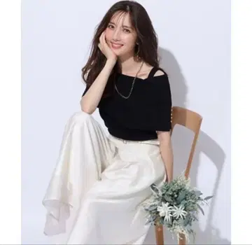 아푸와이저 리셰 시어 플레어 팬츠 화이트 S