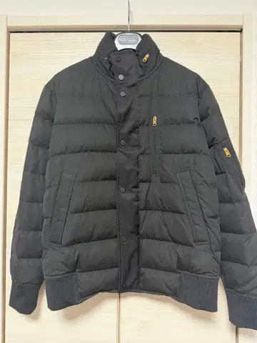 Paul Smith 다운 자켓 블랙(M) 새상품급