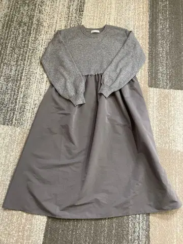 A DAY IN THE LIFE 그레이 롱 원피스