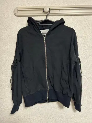 MARGAUX 마르고 블랙 후드티