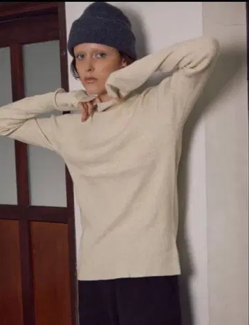 CAVEZAROSSO 핸드 워머 리브 니트 아이보리 카베사로쏘