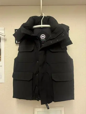 CANADA GOOSE 블랙 다운 베스트 S/P
