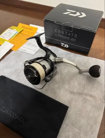 컨디션 최상 DAIWA 24 셀테이트 LT5000D-XH