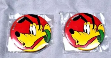 새상품 플루토 캔뱃지 2개 파니캄 도쿄 한정 판매 이타백 덕질 크리스마스