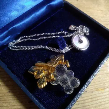 스와로브스키 쉘 목걸이 포도 브로치 묶음 판매 하자품