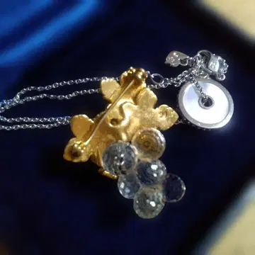 스와로브스키 쉘 목걸이 포도 브로치 묶음 판매 하자품