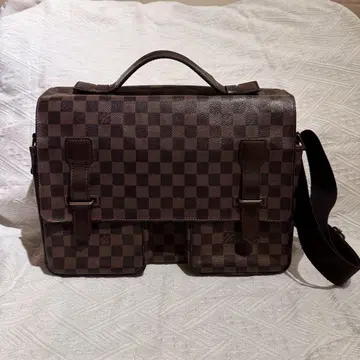 다미에 패턴 브라운 가죽 백