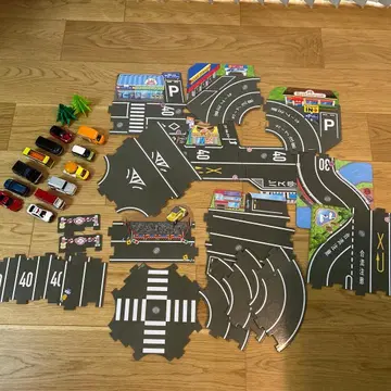 토미카 거리가 펼쳐진다! 이어지는 도로 토미카 12대 세트