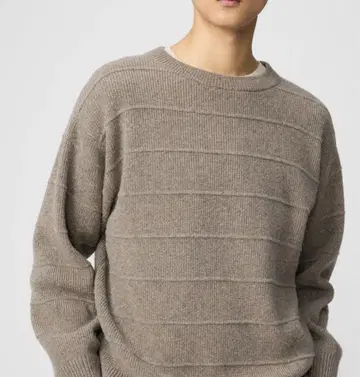 [완판템] 라무 크루넥 스웨터