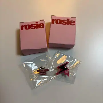 rosie 팝업 상품 랜덤 핀 배지